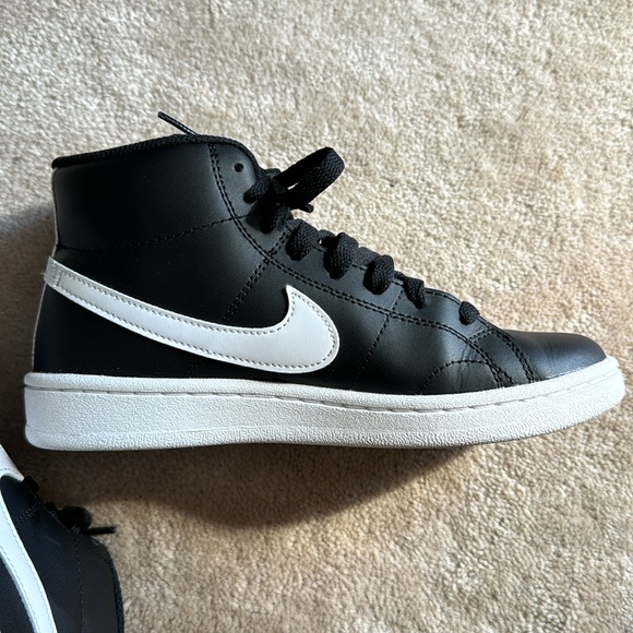 Nike Women's Court Royale 2 Shoes, Sneakers, Mid Top, Leather - Picture 7 of 12
